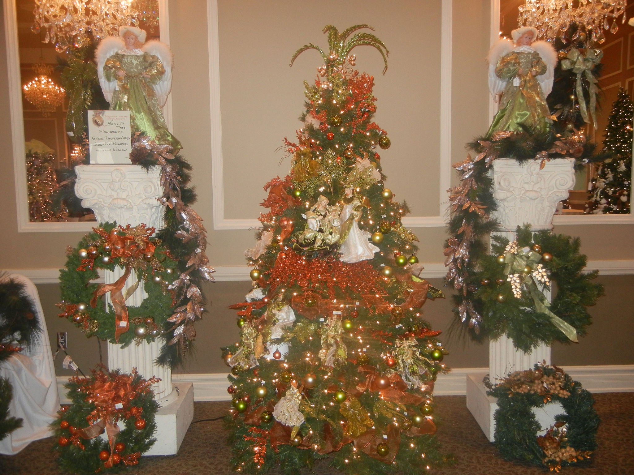 Christmas Decorating Services - Banquet Facilities