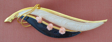 (JF) Brooch with Coral D017-C315