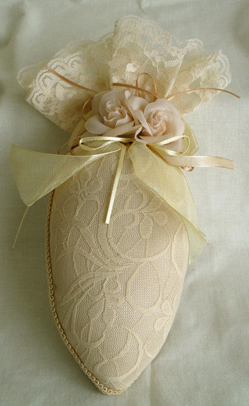 Sachet Pillows Cream (B) Vanilla Scent 22cm x 9cm x 7cm