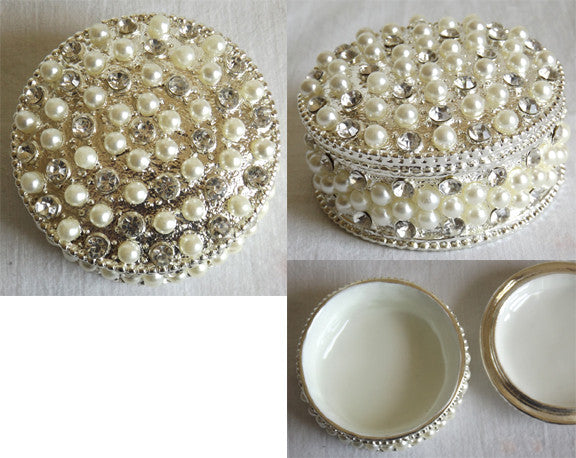 (T) * Jeweled Pearls & Crystals * Trinket Box - Opens! * JB3167