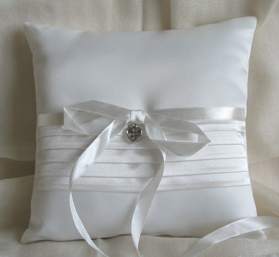 (W) Wedding P - Satin Ring Bearer Pillow with Pleats, Heart Charm and Large Satin Bow - Ivory RPI128-T or White RPW128-T