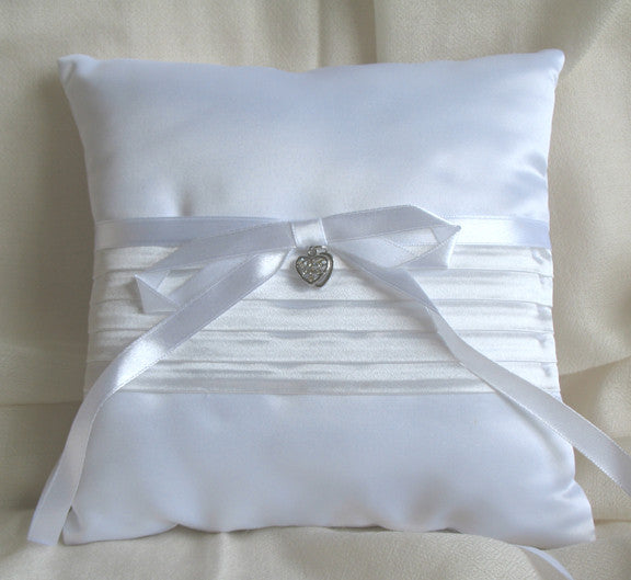 (W) Wedding P - Satin Ring Bearer Pillow with Pleats, Heart Charm and Large Satin Bow - Ivory RPI128-T or White RPW128-T